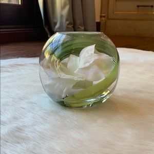 Beautiful Floral Accent Piece